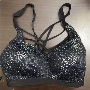New strappy Victoria Secret Sport sports bra